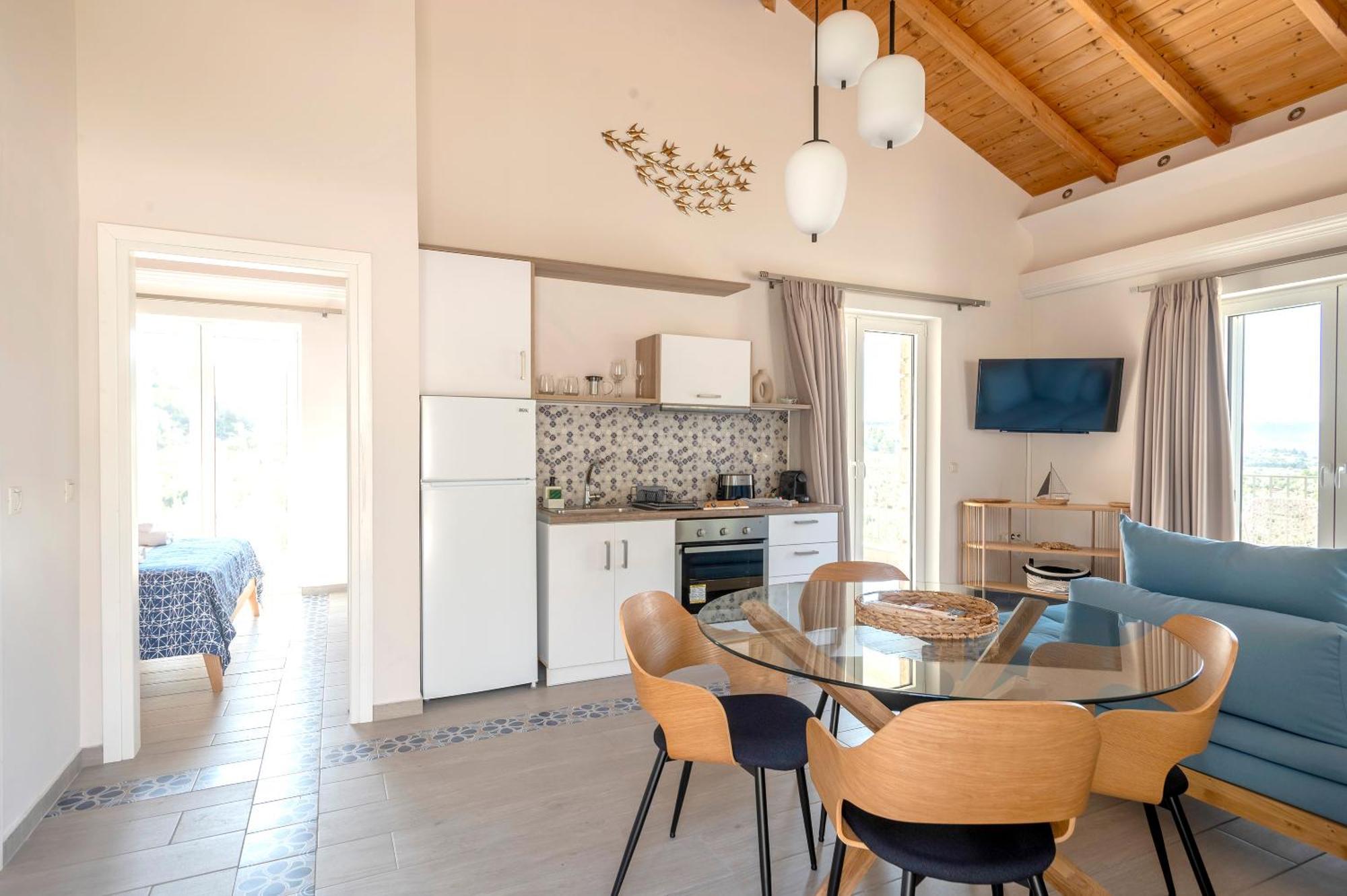 Alma Hills Gialova Apartment Exterior photo